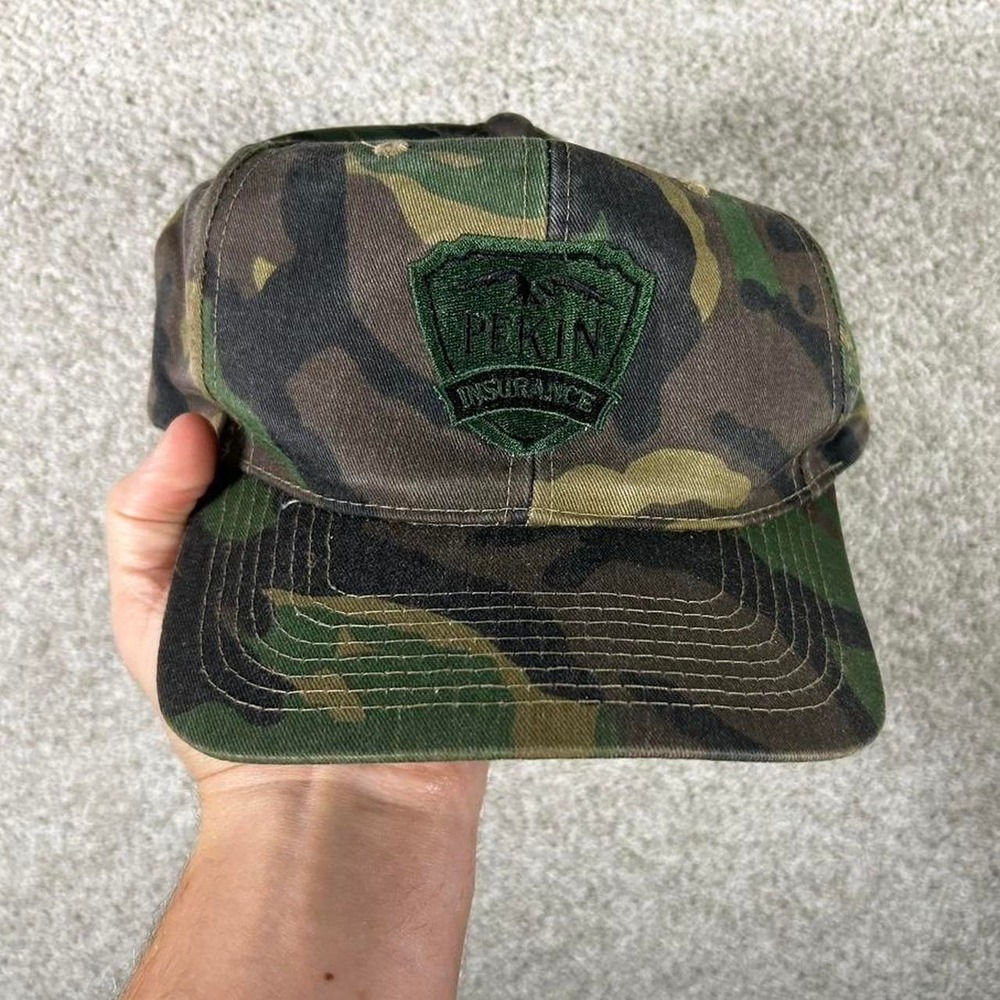 Vintage 90s woodland camo SnapBack hat cap